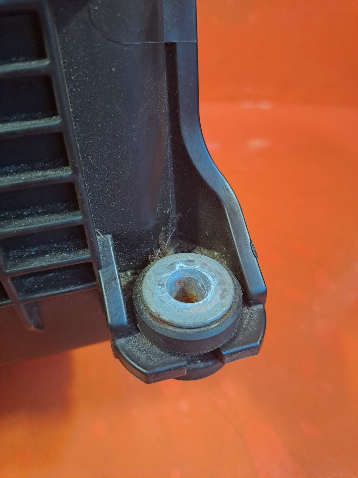 Ssangyong Tivoli Ex 1.6 Diesel 2017 AIR FILTER BOX HOUSING 23110-35100 Warranty