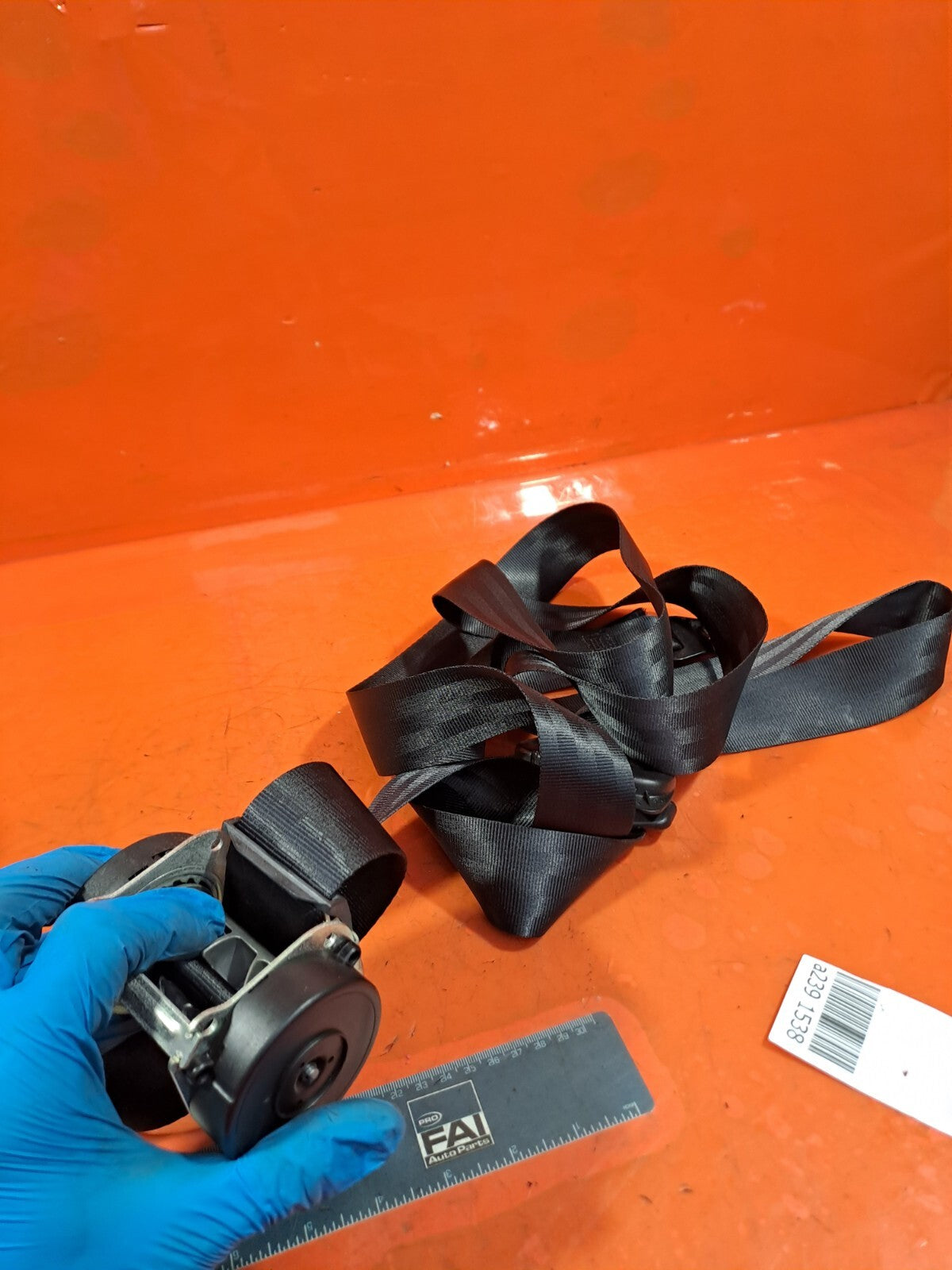 ✅2011 LAND ROVER DISCOVERY 4 L319 3.0D REAR LEFT SEAT BELT 8H22-F611B69-ABW 239