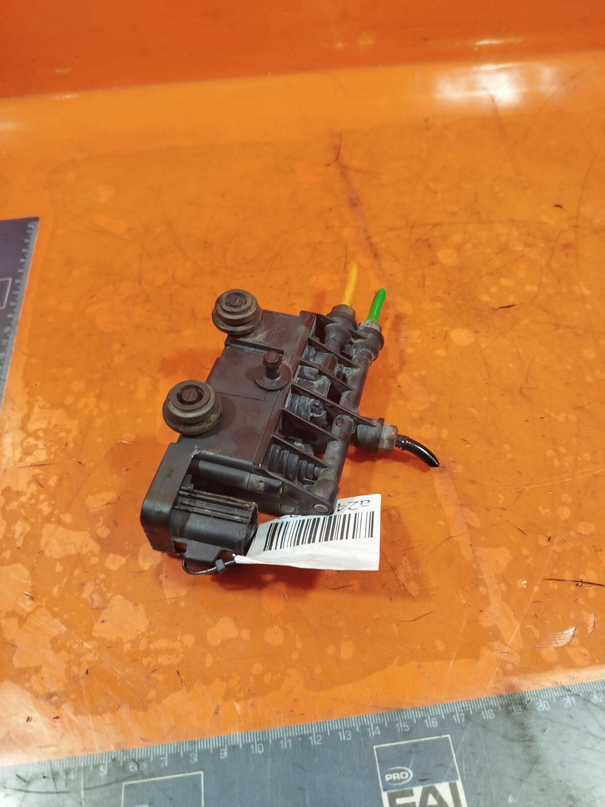 ✅2011 LAND ROVER RANGE ROVER L322 4.4D REAR AIR SUSPENSION VALVE BLOCK RVH500050