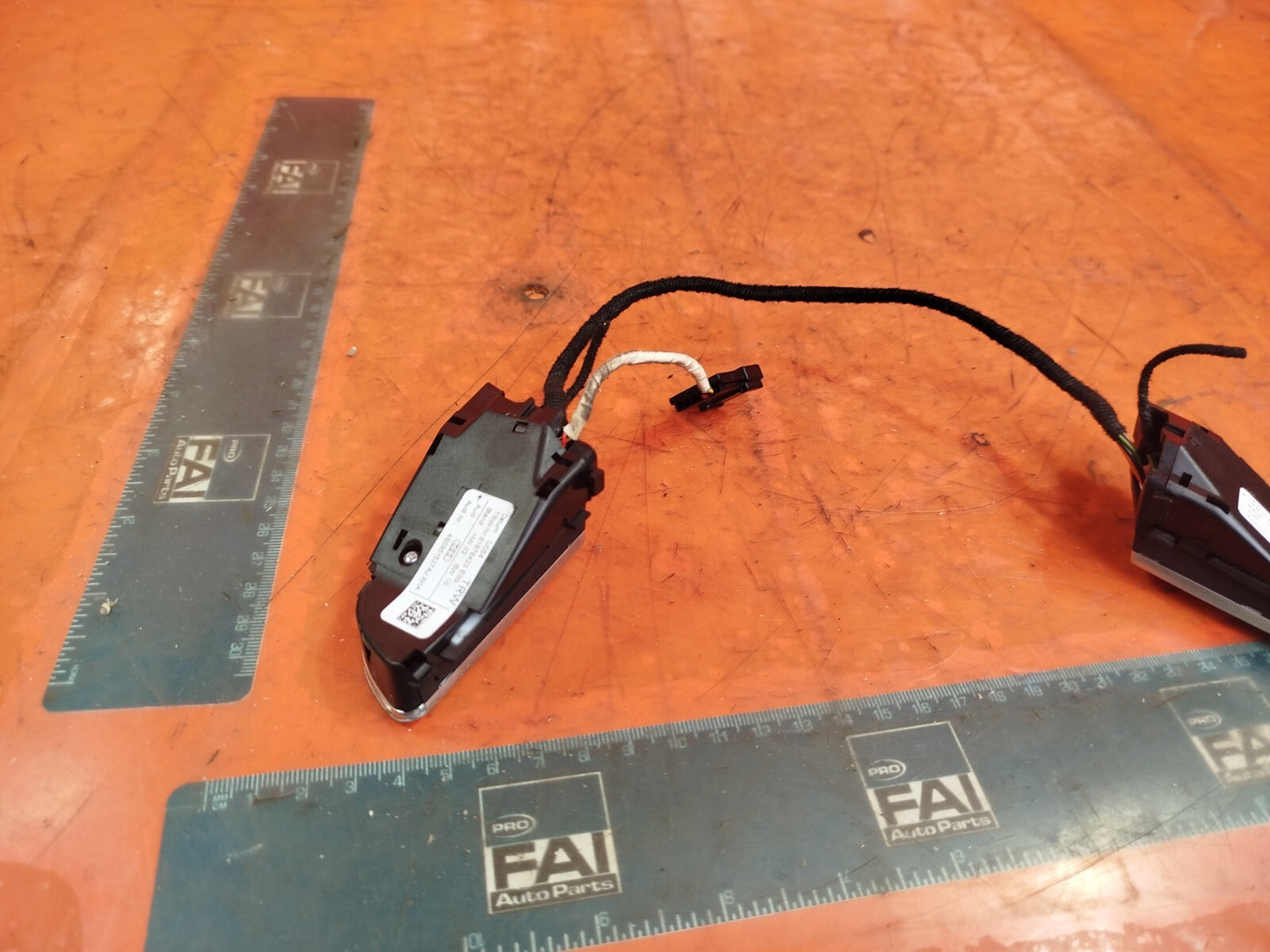 ✅AUDI A5 8T 8F STEERING WHEEL CONTROLS 4E0951527AJ + WARRANTY xAA