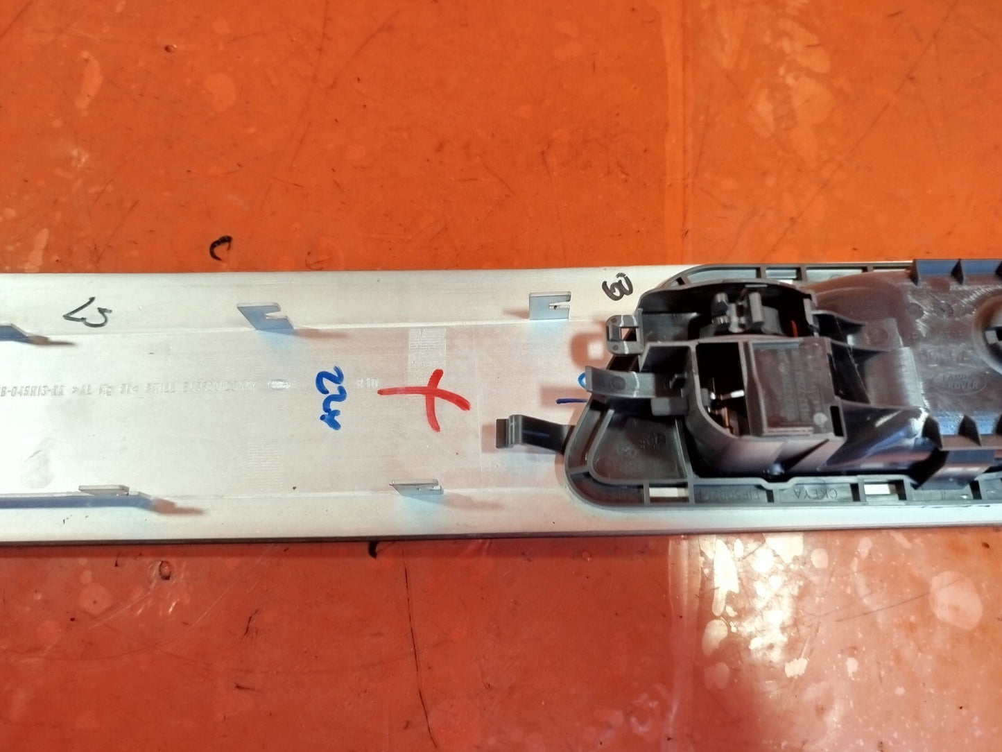 ✅LAND ROVER RANGE ROVER L320 2.7 DIESEL 2007 FRONT RIGHT INTERIOR HANDLE A284