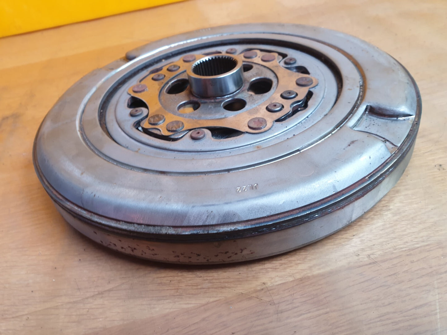 ✅AUDI A3 S LINE 1.4 PETROL HYBRID 2021 AUTOMATIC FLYWHEEL 04E105266AD Warranty