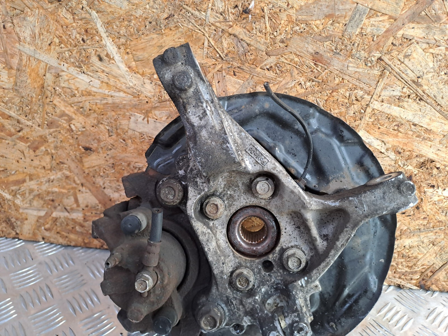 ✅2016 FORD MONDEO MK5 2.0D FRONT RIGHT WHEEL HUB DG9C-2010-EE + WARRANTY A273