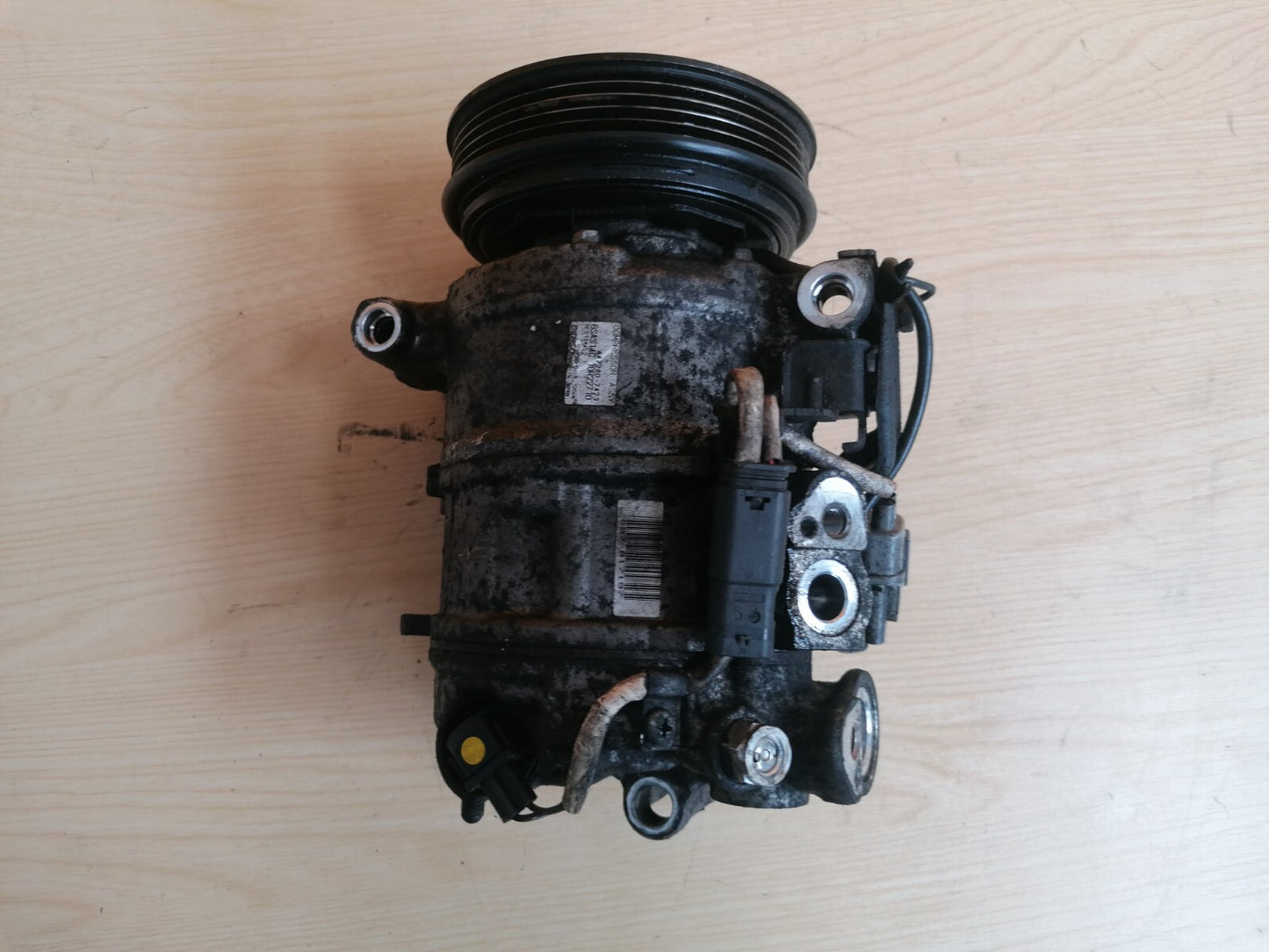 MERCEDES A200 W176 2.1 DIESEL 2015 AIR CON PUMP COMPRESSOR A0038304460 A047