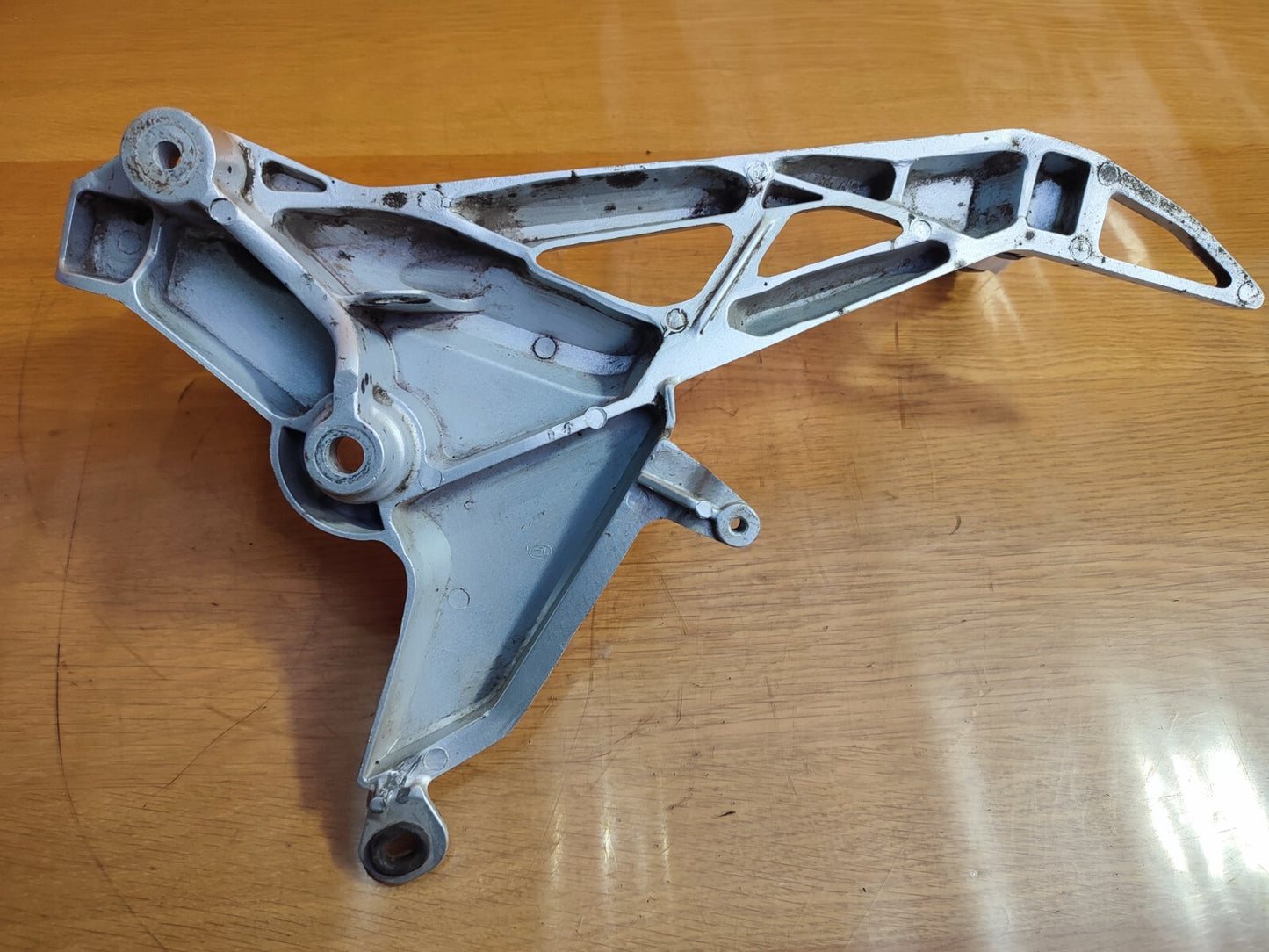 ✅HONDA GLR125 1W PETROL 2019 LEG REST WITH STAND Warranty A117