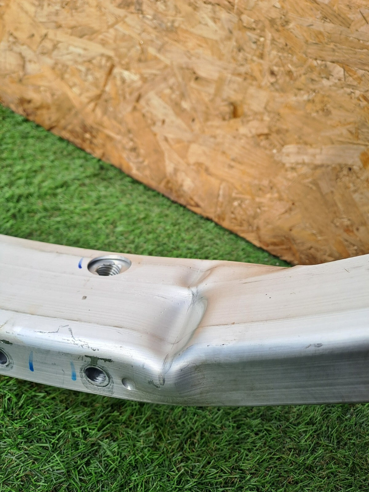 2024 TESLA MODEL 3 LONG FRONTBUMPER REINFORCEMENT CRASH BAR DENTED 1741047-00-F