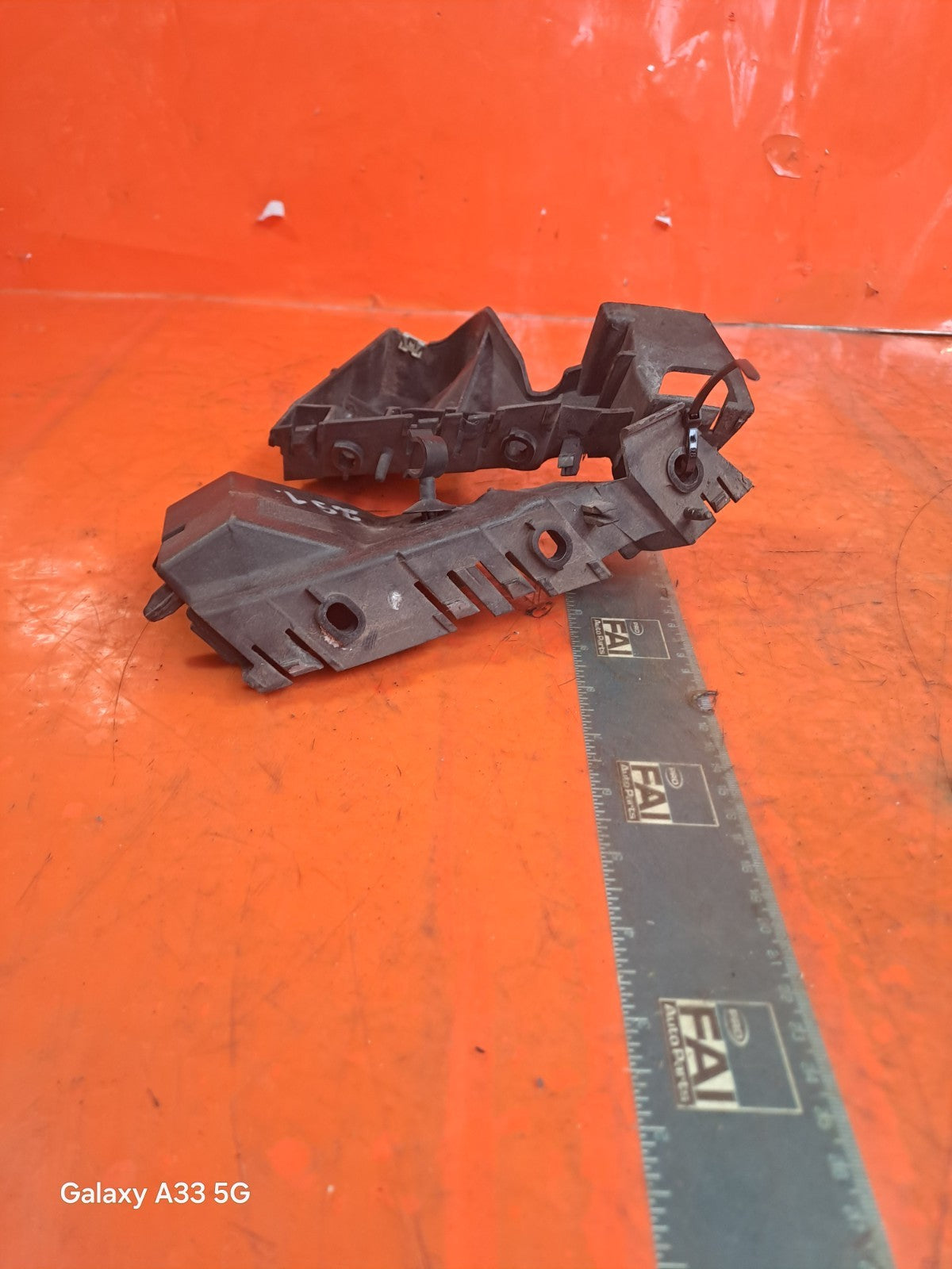 ✅AUDI Q5 S LINE 2.0 DIESEL 2012 FRONT BUMPER BRACKETS 8R0807283C 8R0807284C A291