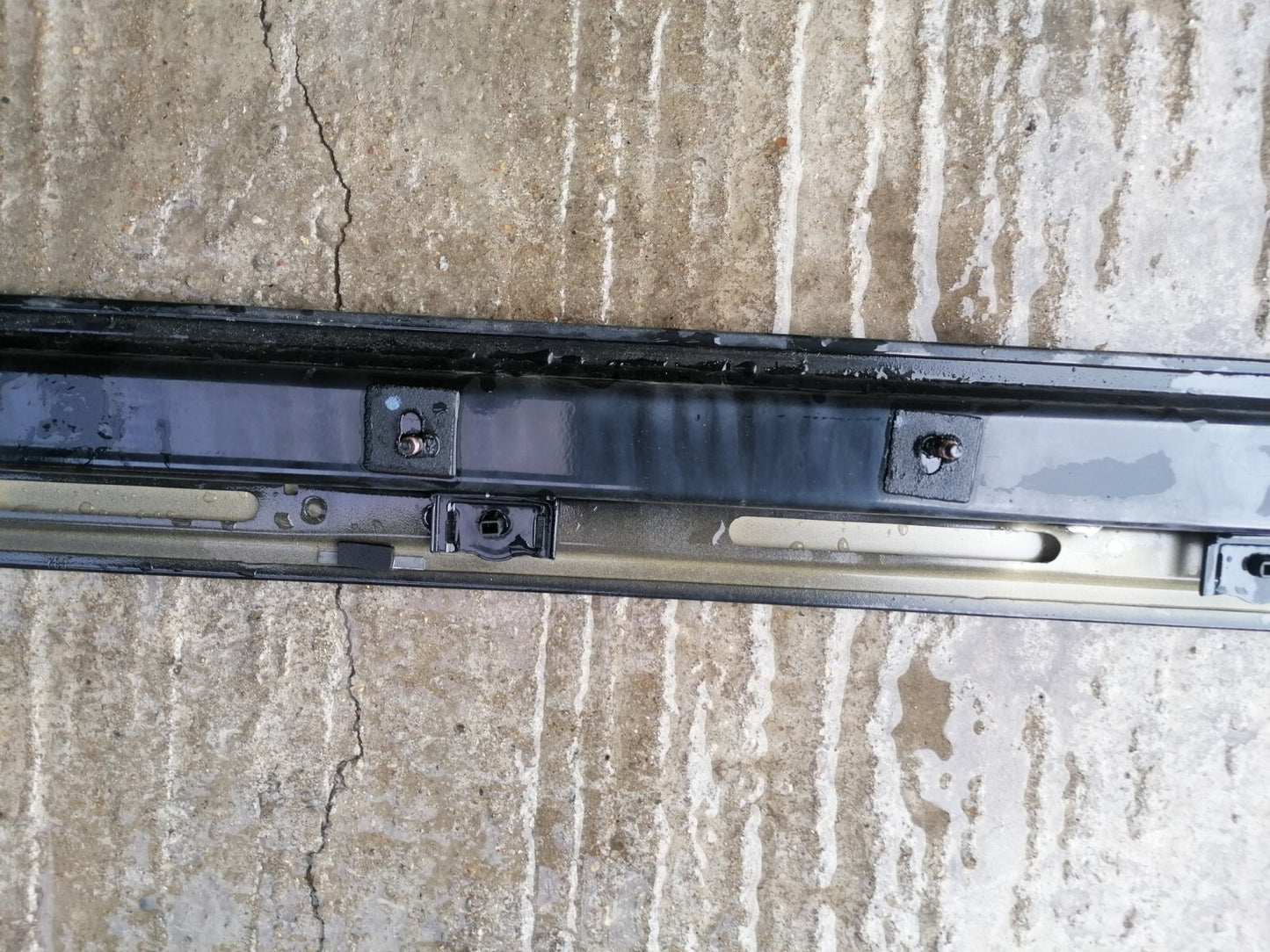 ✅2021 FORD TRANSIT CUSTOM 2.0D LEFT SLIDING DOOR RAIL TRIM BLACK JK21-V250A82-A