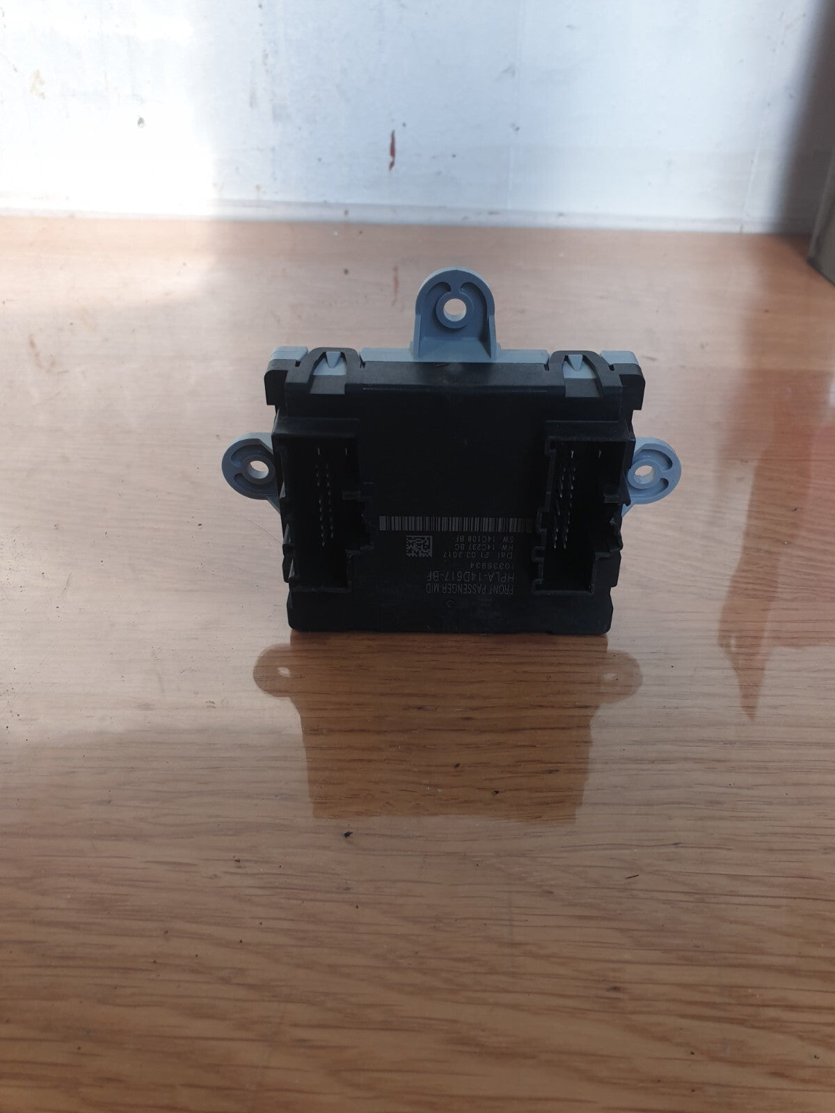✅Jaguar F-Pace 3.0 Petrol 2017 Front Left Door Control Module HPLA-14D617BF A196