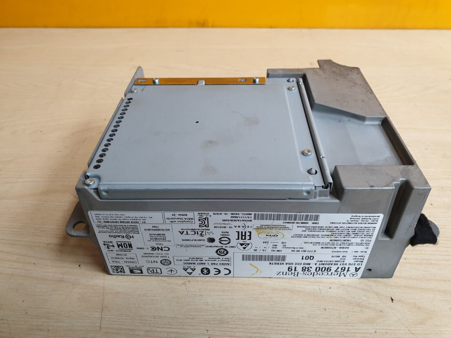 2021 MERCEDES A200 W177 1.3 PETROL Radio Head Control Unit A1679003819 A067