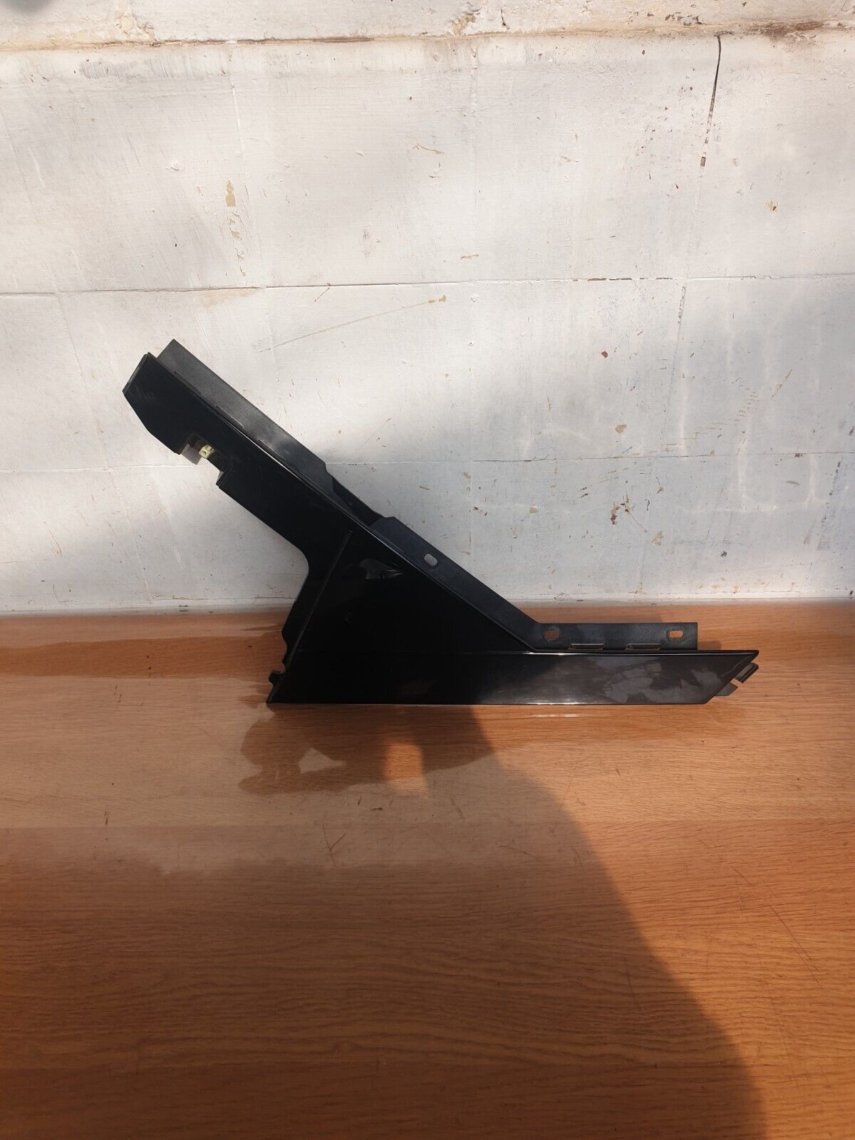 Jaguar F-Pace 3.0 Petrol 2017 Rear Left Door Window Vertical Cover Trim Warranty