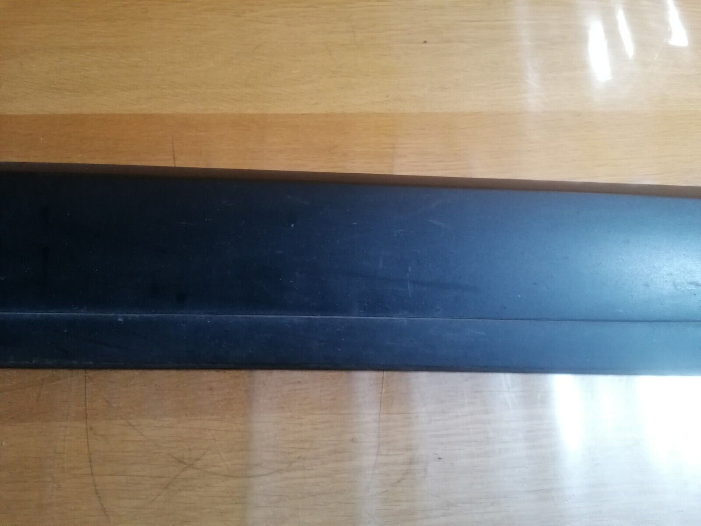 ✅JAGUAR E-PACE 2.0 PETROL 2018 FRONT RIGHT DOOR LOWER TRIM MOULDING J9C321064A