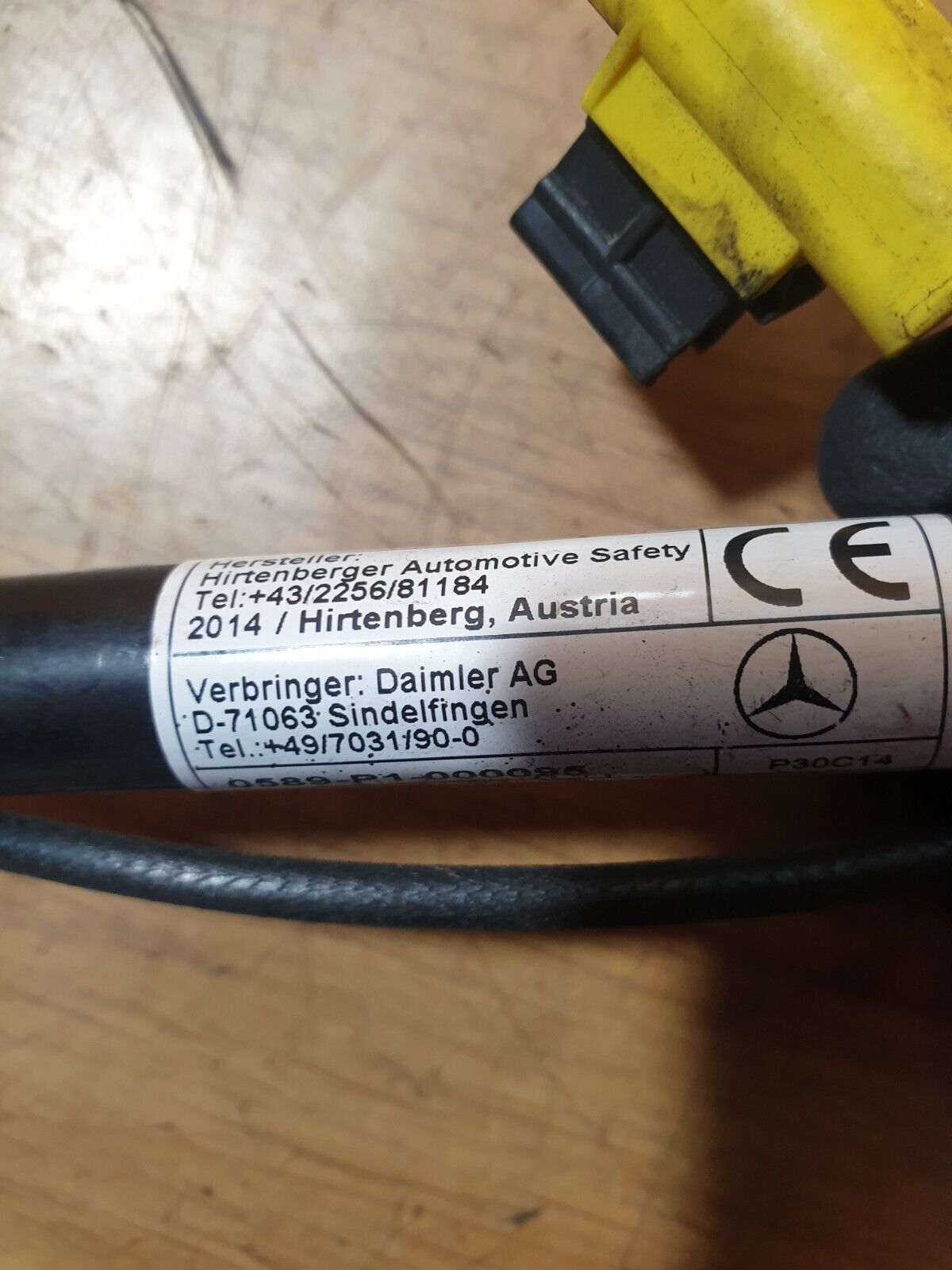 Mercedes C220 2.1 Diesel 2014 BONNET ACTUATOR HINGES 0589-P1-000095 Warranty