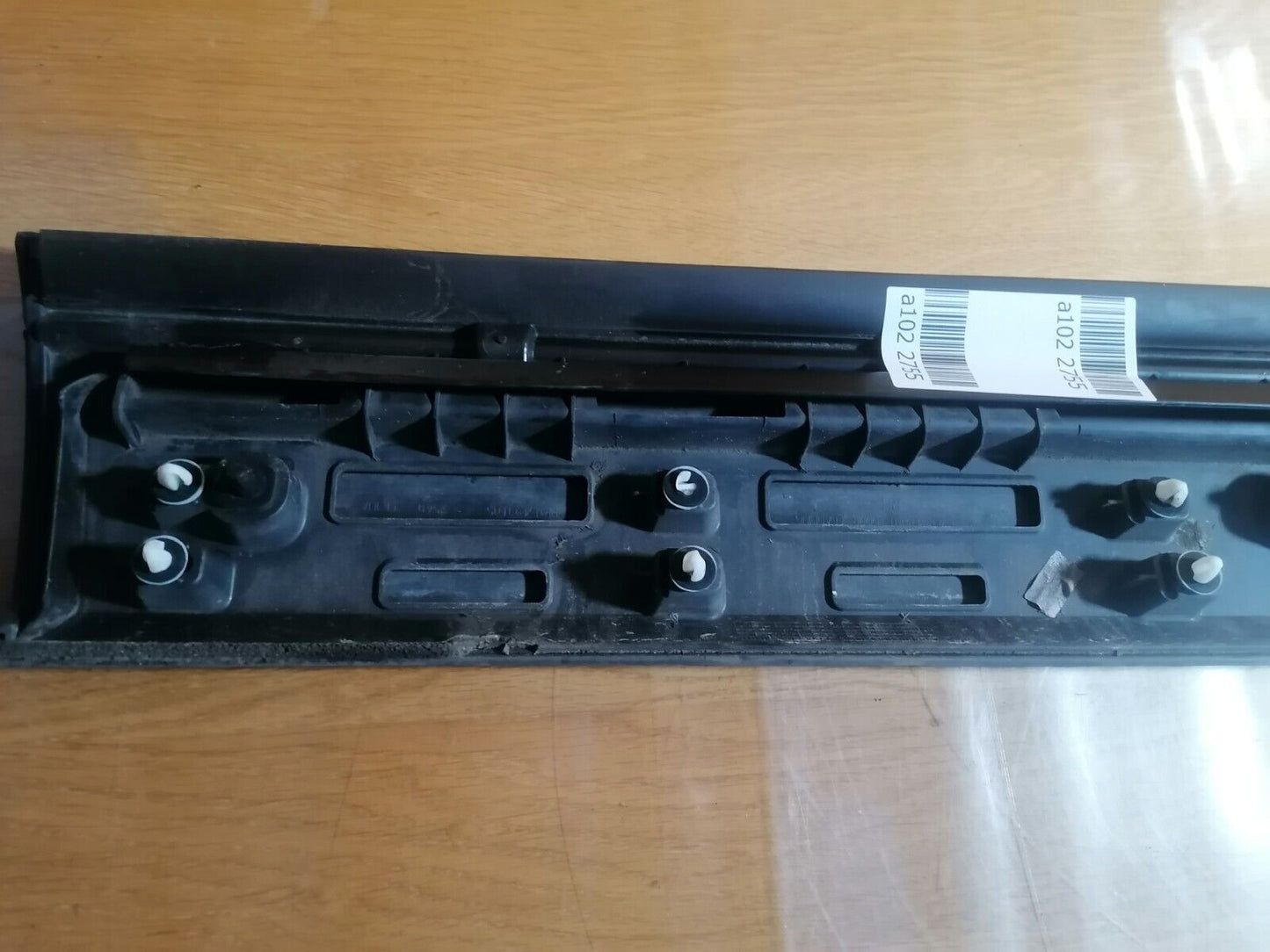 ✅JAGUAR E-PACE 2.0 PETROL 2018 FRONT RIGHT DOOR LOWER TRIM MOULDING J9C321064A