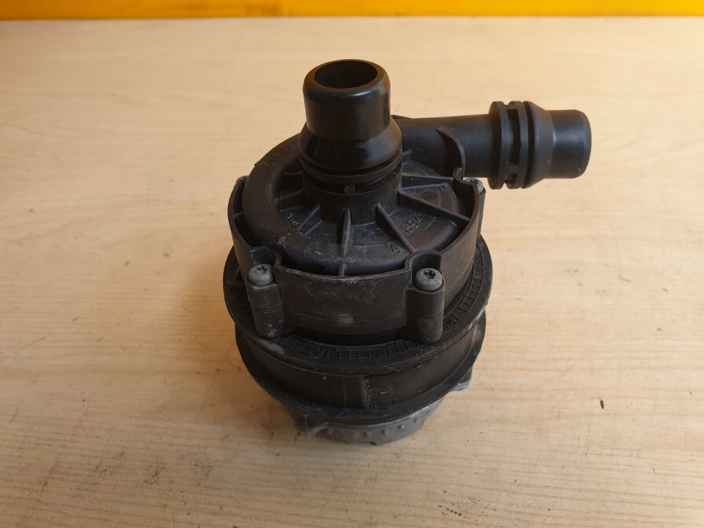 ✅2015 MERCEDES C CLASS W205 2.0P AUXILIARY WATER PUMP A0005002686 +WARRANTY A061