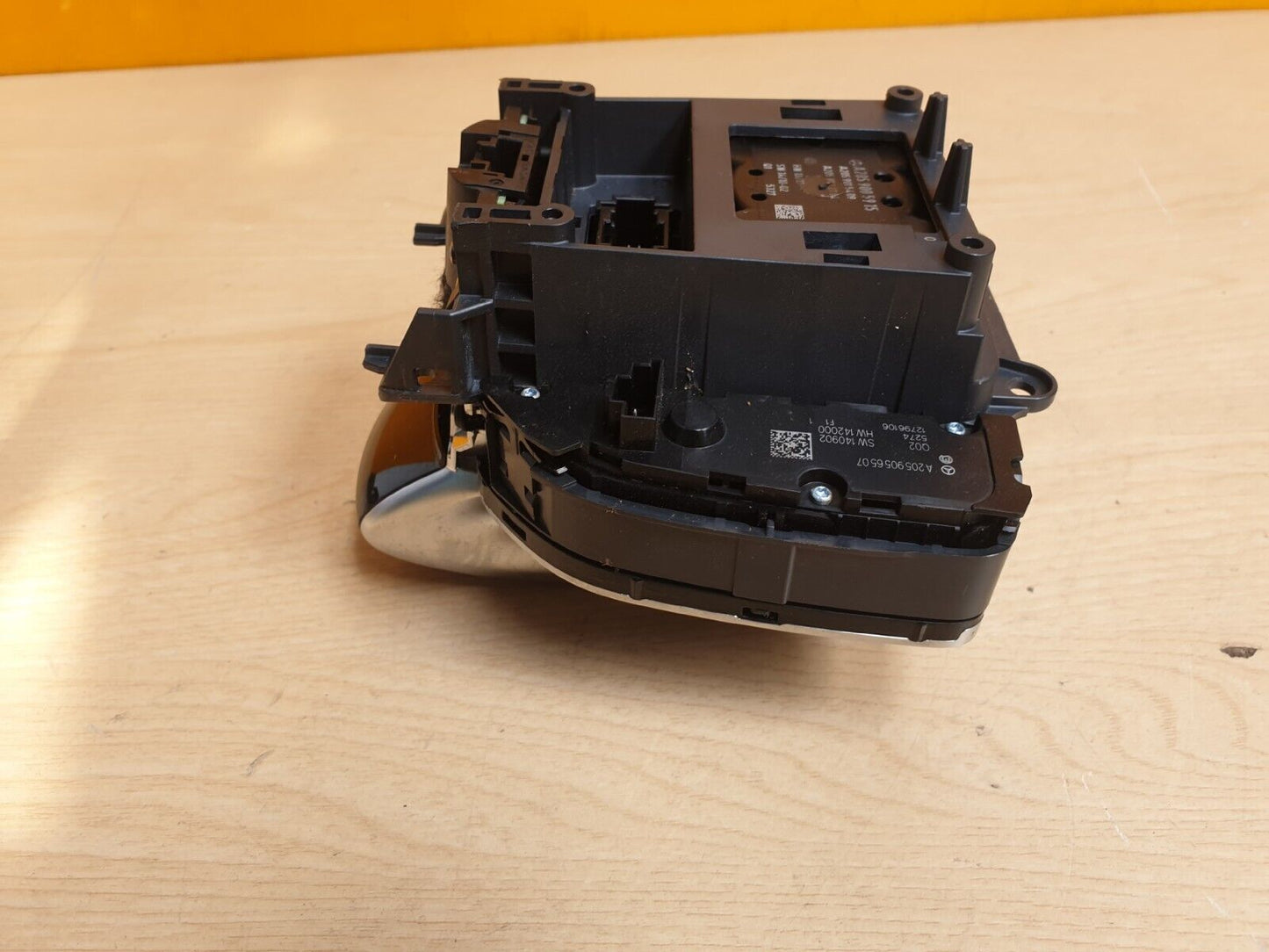 2015 MERCEDES C200 W205 2.0 PETROL NAV TOUCH PAD CONTROLLER A2059005915 A048