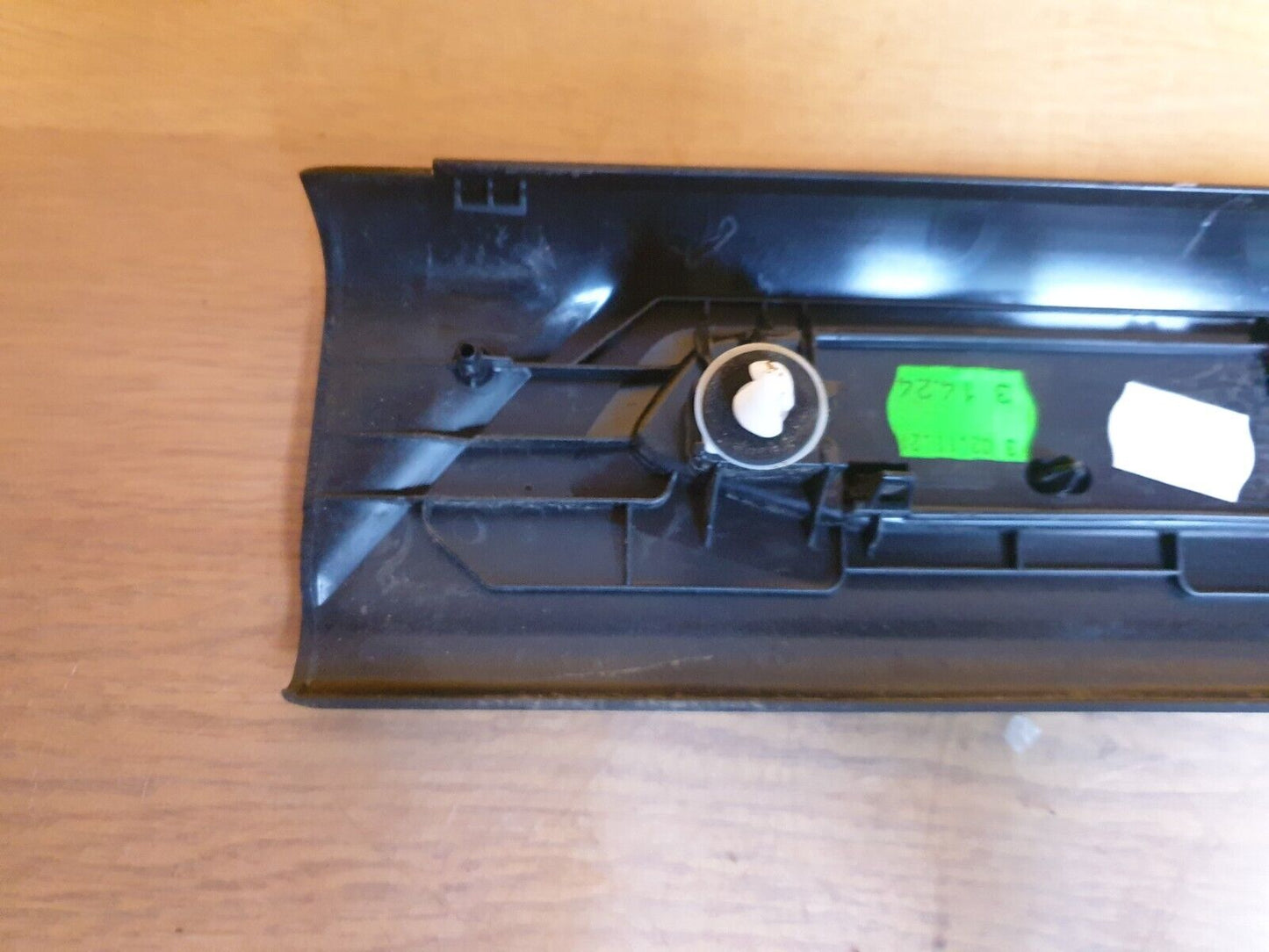 BMW F40 118I 1.5 PETROL 2021 FRONT DOOR SILL TRIM SET 7469183 Warranty A177