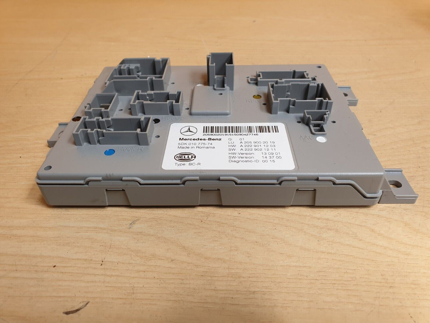 2015 MERCEDES C200 W205 2.0 PETROL SAM CONTROL MODULE A2059002019 A048