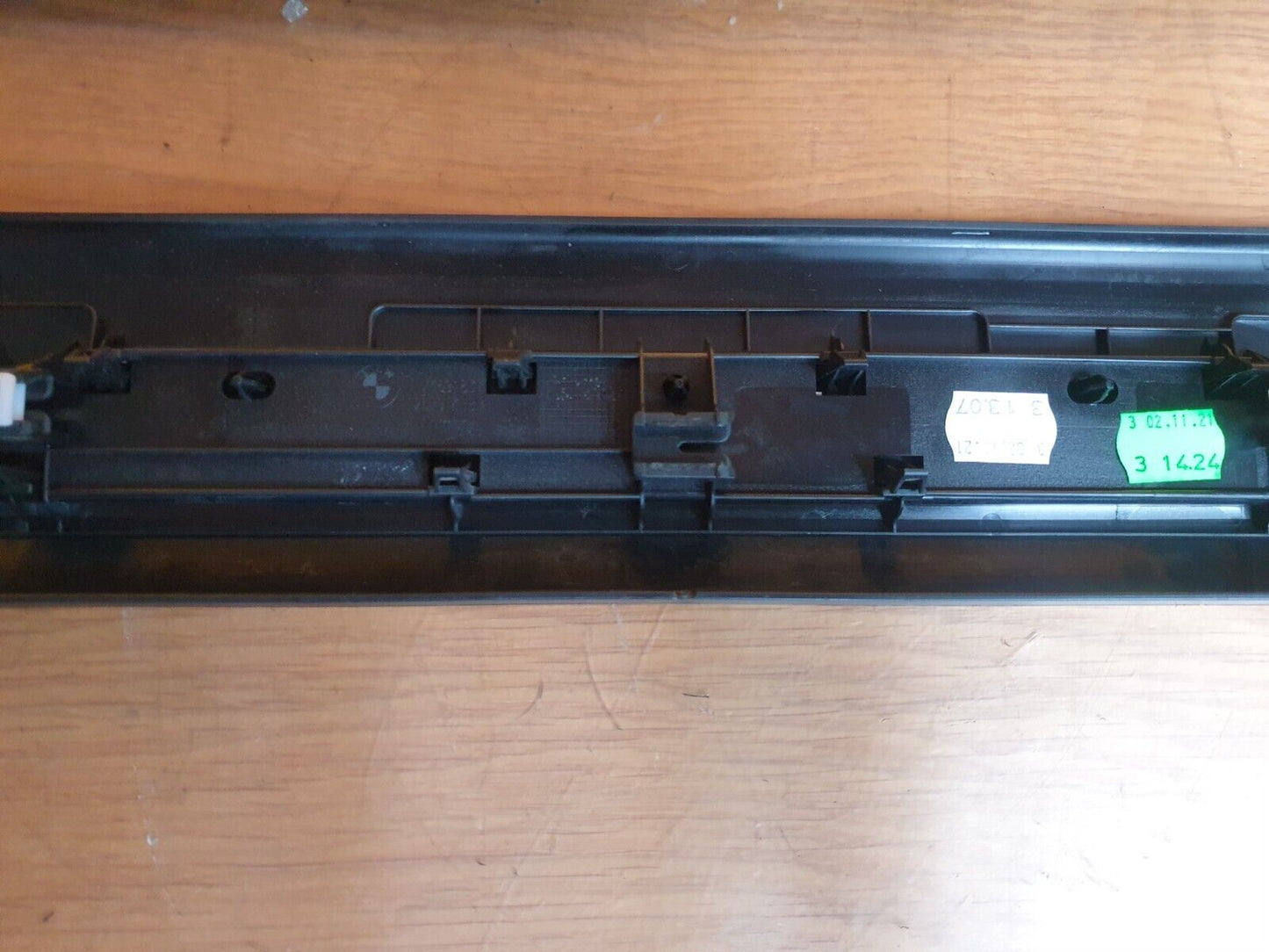 BMW F40 118I 1.5 PETROL 2021 FRONT DOOR SILL TRIM SET 7469183 Warranty A177