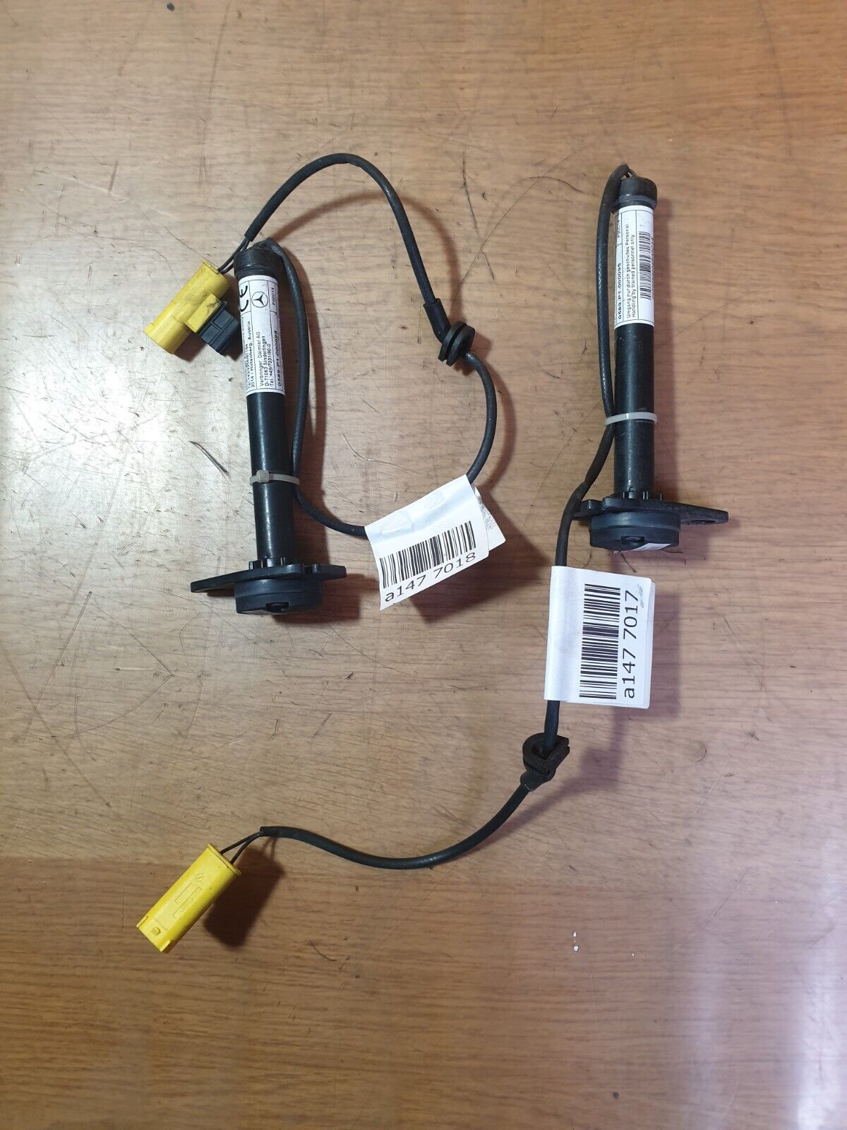 Mercedes C220 2.1 Diesel 2014 BONNET ACTUATOR HINGES 0589-P1-000095 Warranty