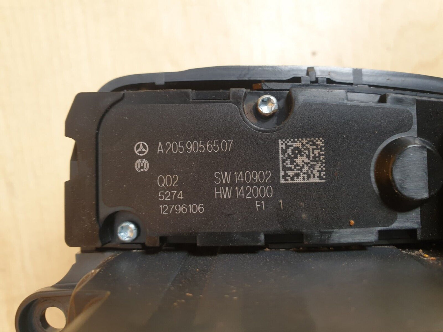 2015 MERCEDES C200 W205 2.0 PETROL NAV TOUCH PAD CONTROLLER A2059005915 A048