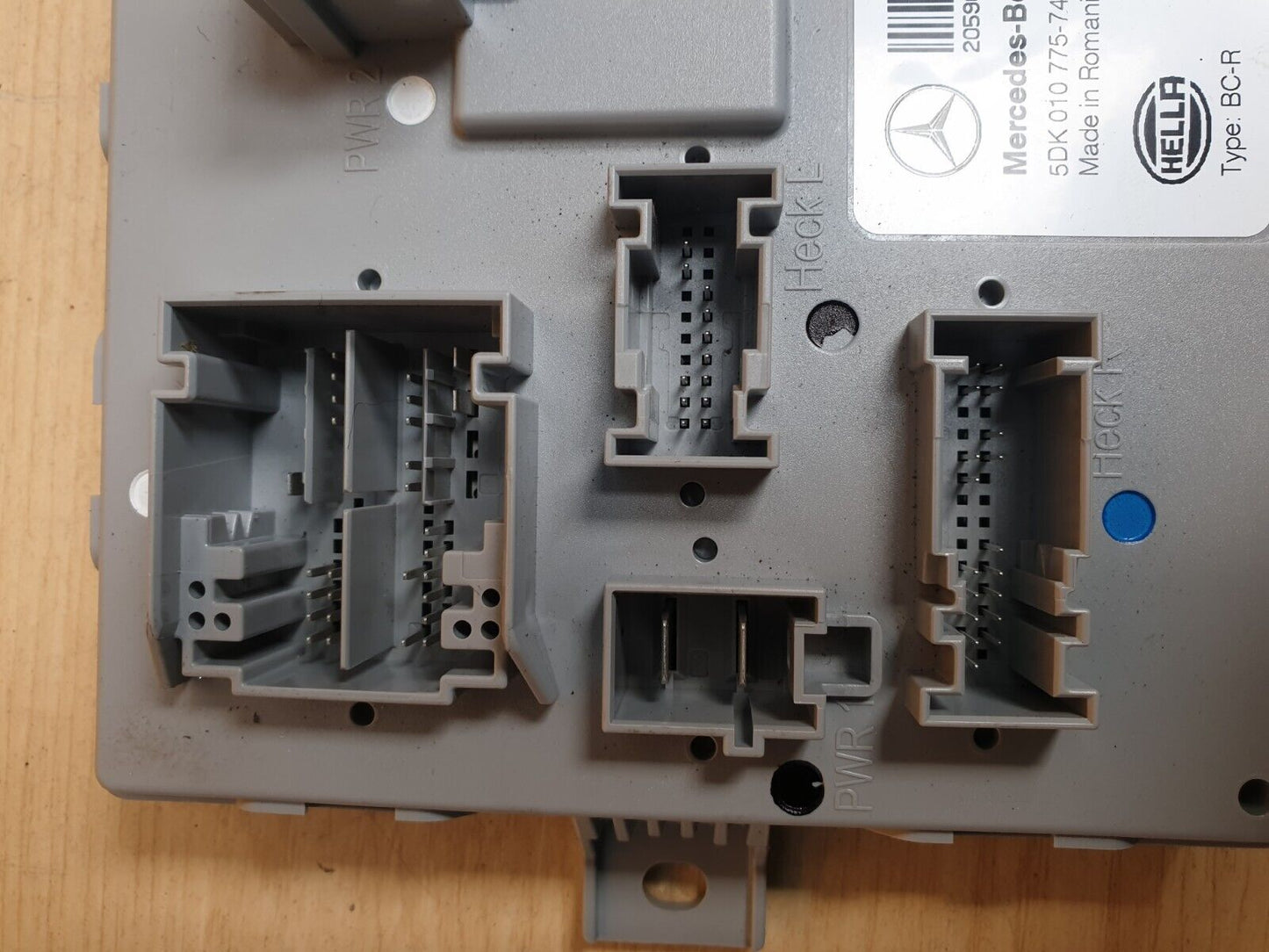 2015 MERCEDES C200 W205 2.0 PETROL SAM CONTROL MODULE A2059002019 A048