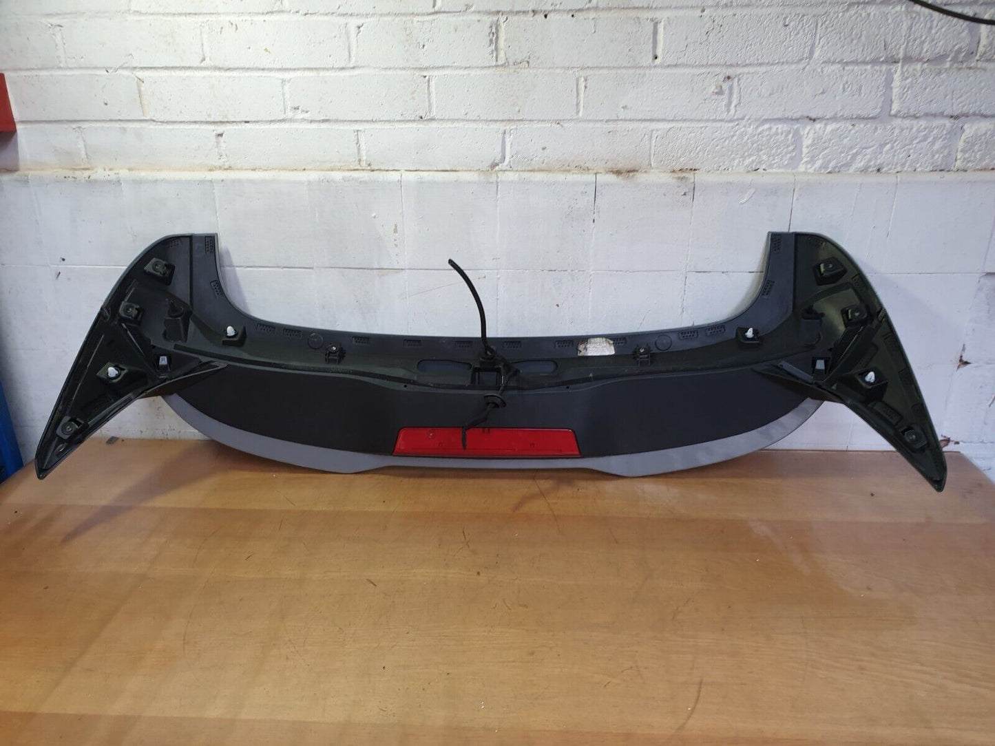 Ford Puma St-Line 1.0 Petrol 2022 Spoiler Tailgate Boot L1TB-A44210-B Warranty