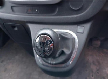 Renault 2015 Traffic Breaking Price Per Wheel Nut Only. - Image 12