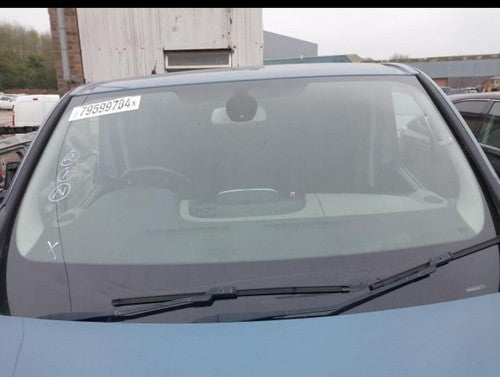 Renault 2015 Traffic Breaking Price Per Wheel Nut Only. - Image 11