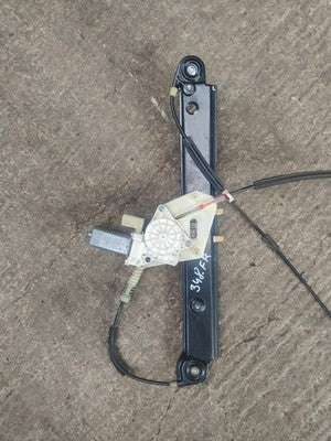 ✅2013 BMW 1 SERIES E88 M SPORT FRONT RIGHT WINDOW REGULATOR + WARRANTY A348 - Image 2