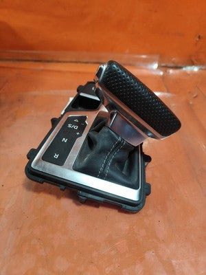 2019 Audi Q5 FY Gear Shifter Selector 80C713111C Warranty A168 - Image 10