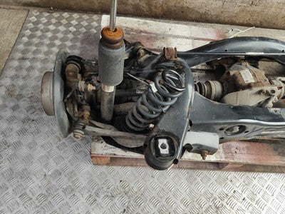 ✅BMW 218I SPORT F22 1.5 PETROL 2017 REAR AXLE COMPLETE 7616971-05 A306 - Image 3
