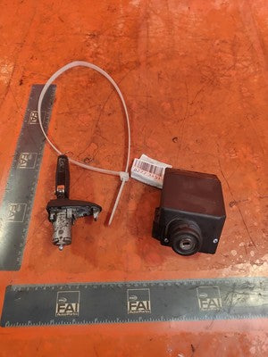 ✅Volkswagen Crafter Cr35 2017 Front Right Door lock Key Ignition A9069003803 - Image 1