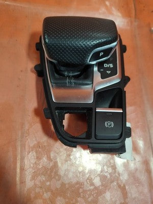 2019 Audi Q5 FY Gear Shifter Selector 80C713111C Warranty A168 - Image 4