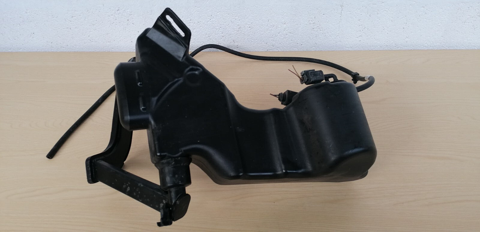 MERCEDES CLS W257 2019 WINDSCREEN WASHER BOTTLE A2058600860 A2138600164 A006 - Image 12