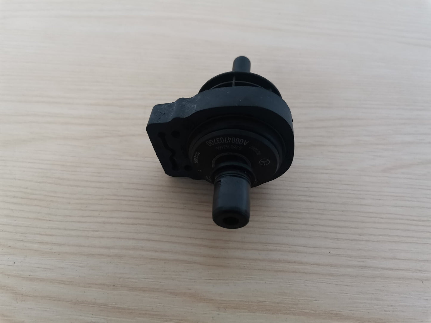 2019 MERCEDES CLS 450 W257 3.0 PETROL VACUUM PURGE VALVE A0004703700 A006 - Image 5