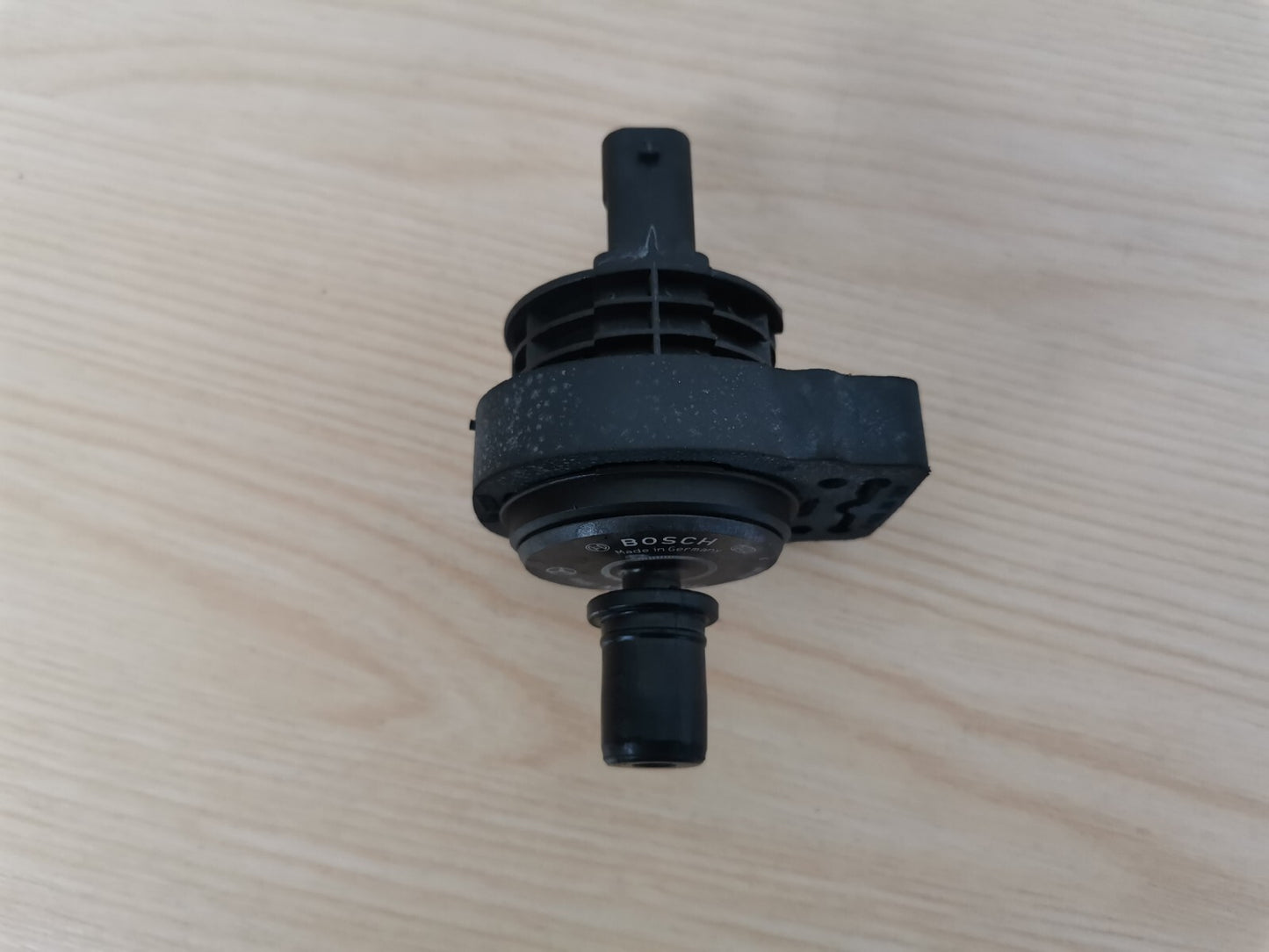 ebay-src:https://i.ebayimg.com/00/s/mtiwmfgxnjaw/z/dnwaaosw7cbj6k5z/$_32.jpg