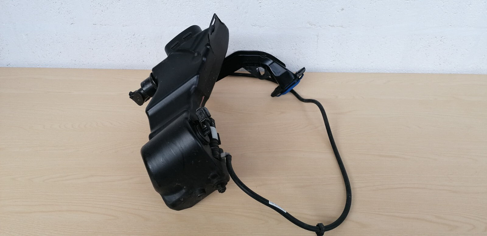 ebay-src:https://i.ebayimg.com/00/s/nzc0wde2mda=/z/opyaaoswirbj6c8j/$_32.jpg