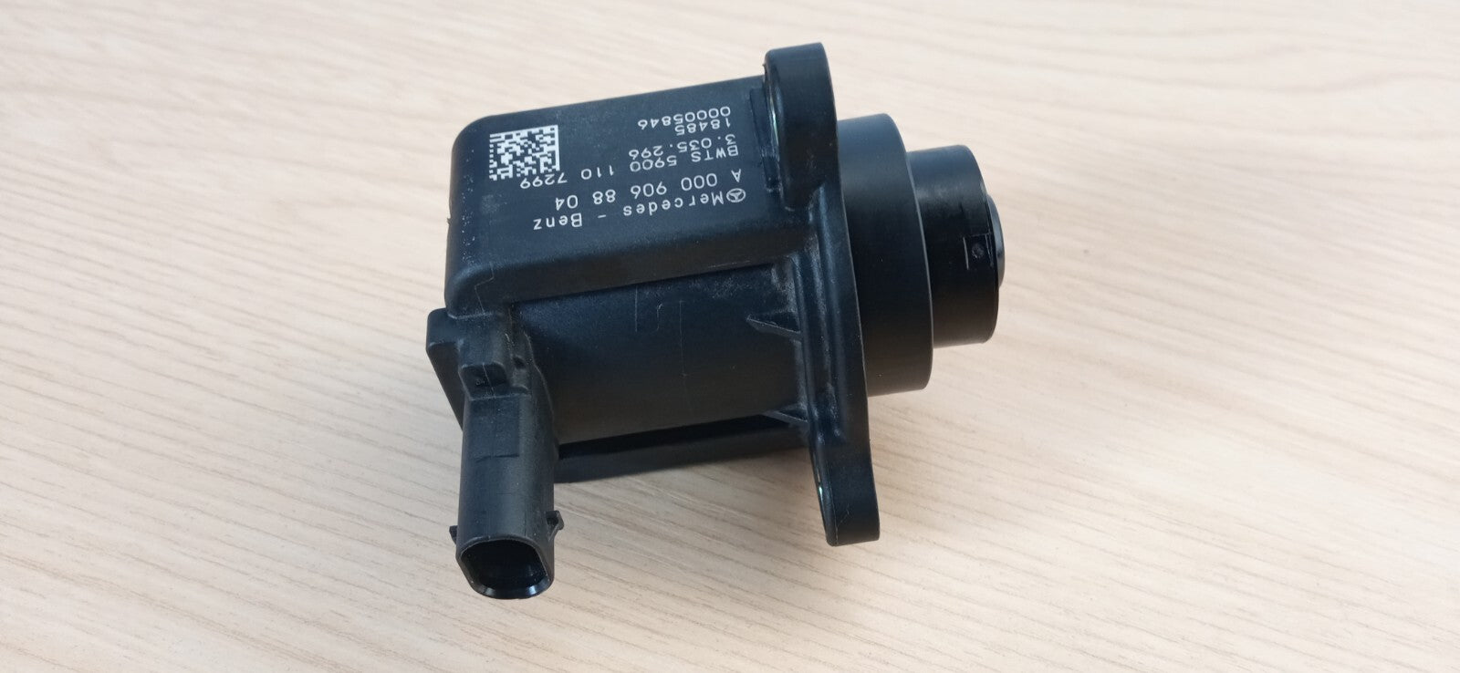 ebay-src:https://i.ebayimg.com/00/s/nzm4wde2mda=/z/ytwaaosw9qxj4hfb/$_32.jpg