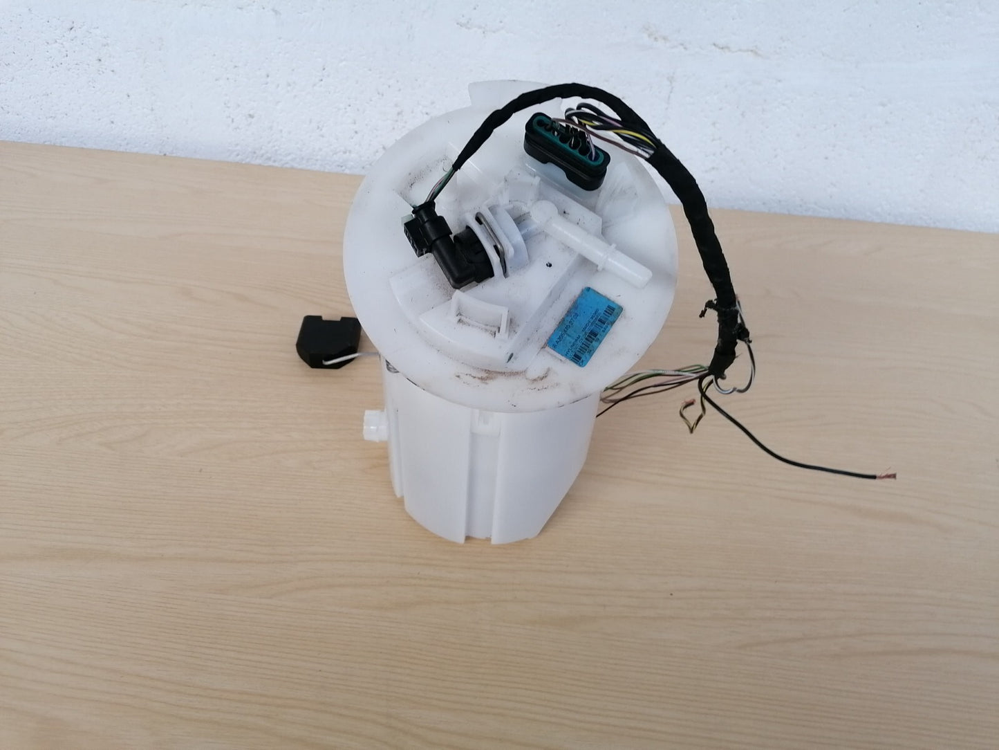 MERCEDES CLS W257 3.0 PETROL HYBRID 2019 FUEL PUMP A2054702702 A2059052910 A006 - Image 5