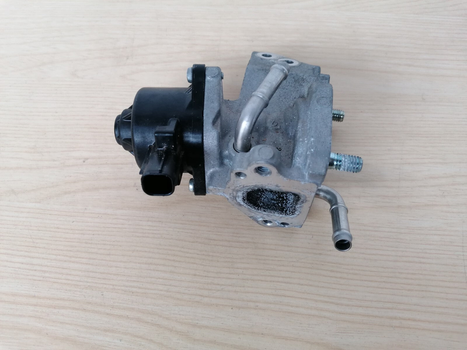 ebay-src:https://i.ebayimg.com/00/s/mtiwmfgxnjaw/z/oywaaosw0rvka2my/$_32.jpg