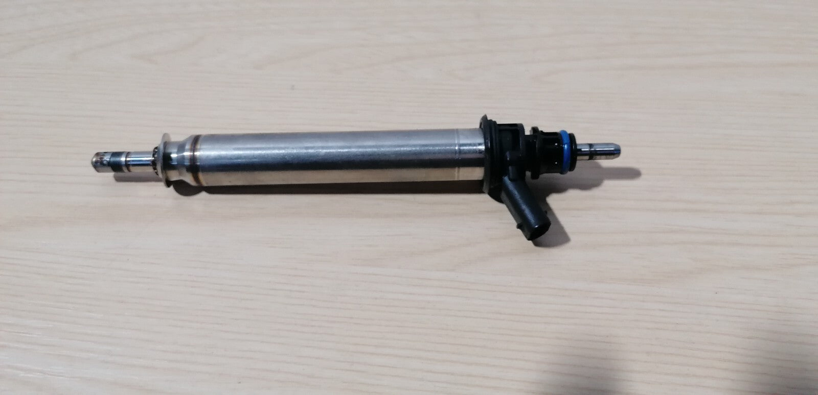 MERCEDES C, E W257 3.0 PETROL  GEnuine  FUEL INJECTOR A2560700187 Warranty A006 - Image 1