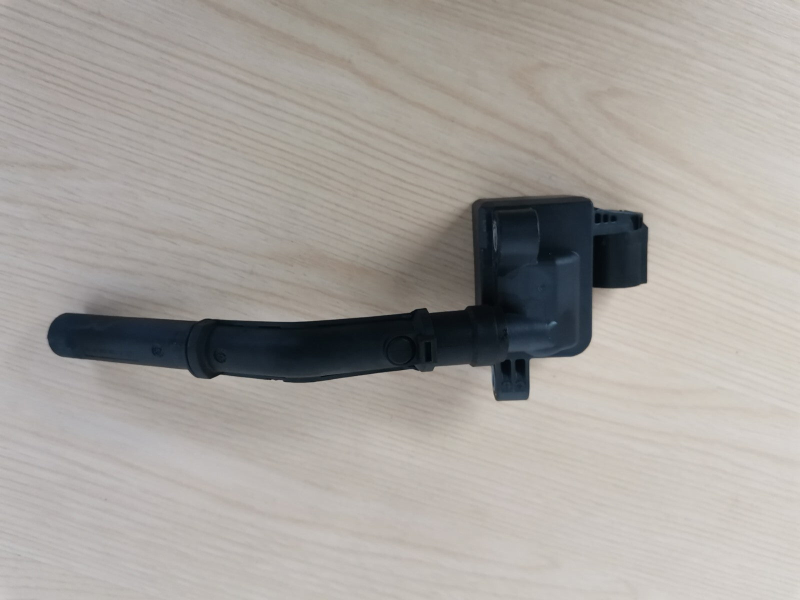 ebay-src:https://i.ebayimg.com/00/s/mtiwmfgxnjaw/z/zc0aaoswsjxj6kzg/$_32.jpg
