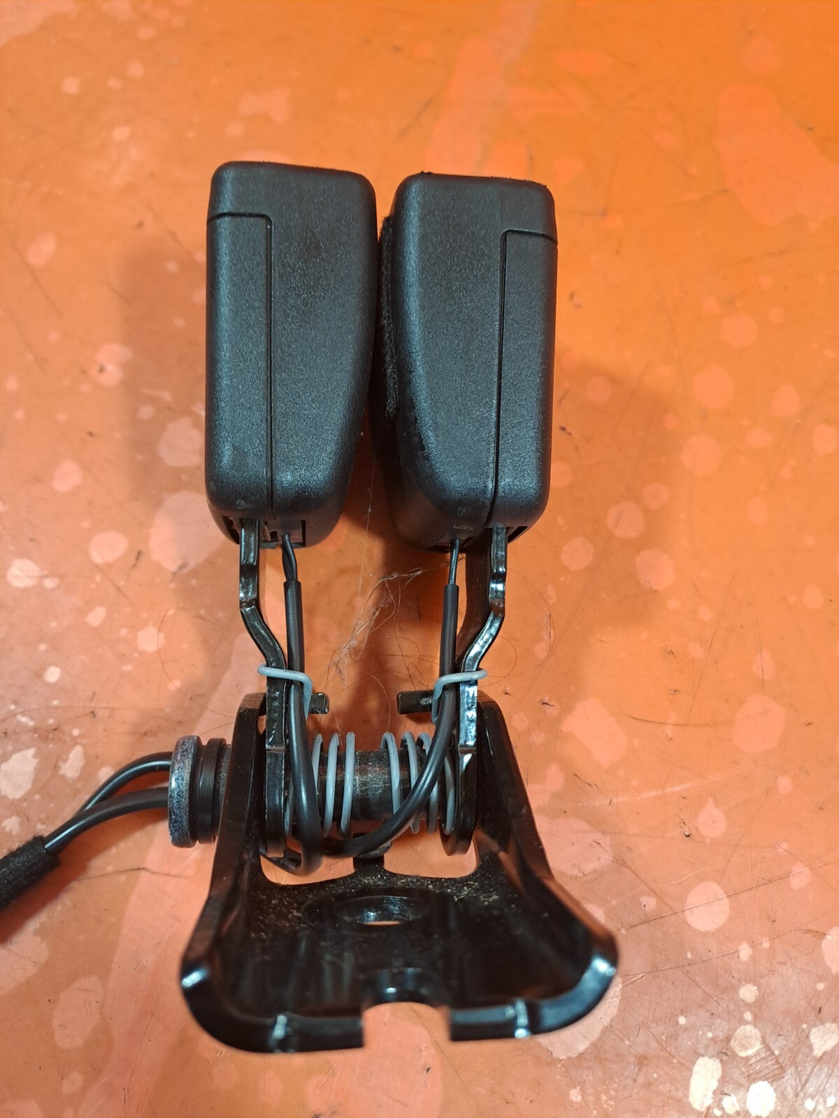 ✅FORD PUMA ST-LINE 1.0 PETROL 2020 REAR MIDDLE TWIN SEAT BELT BUCKLE Warranty - Image 2