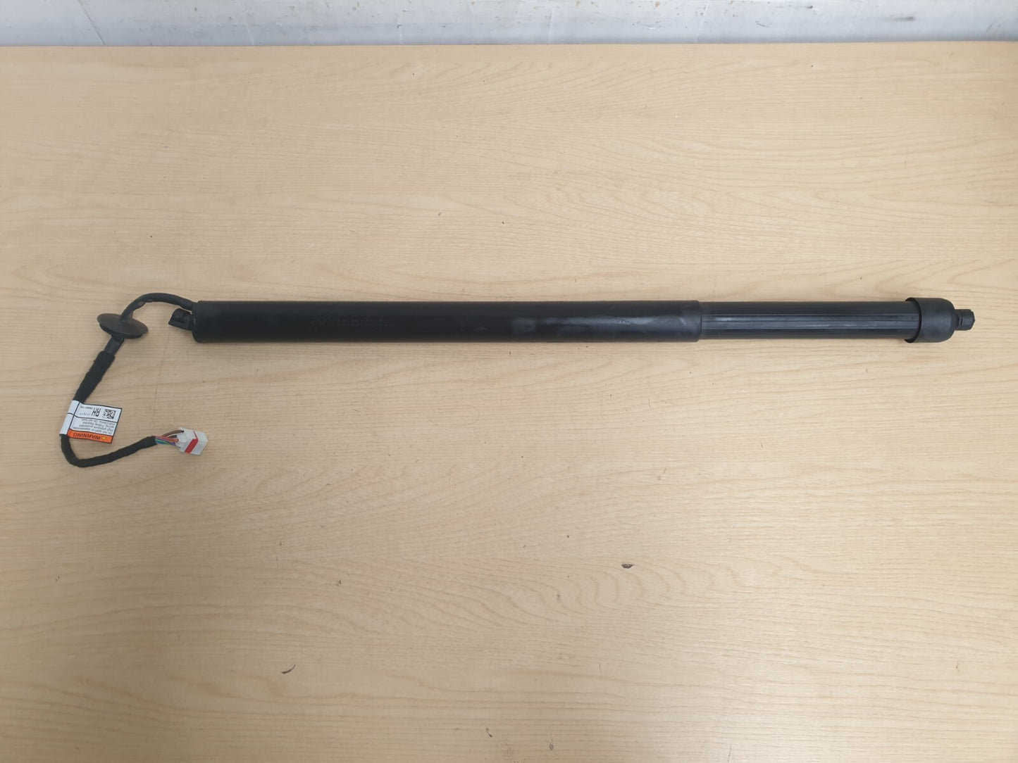 ebay-src:https://i.ebayimg.com/00/s/mtiwmfgxnjaw/z/gaaaaoswynpku-xr/$_57.jpg