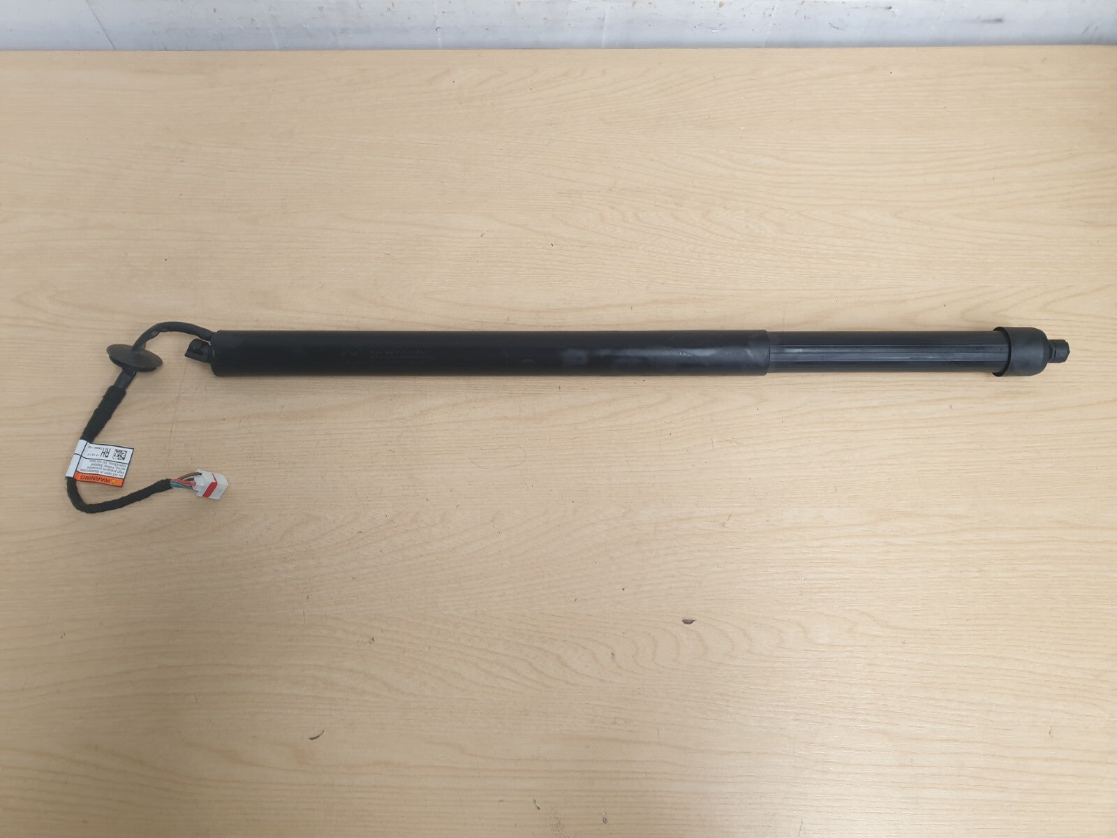 ebay-src:https://i.ebayimg.com/00/s/mtiwmfgxnjaw/z/gaaaaoswynpku-xr/$_57.jpg