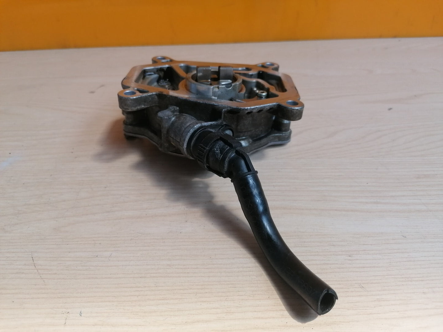 ebay-src:https://i.ebayimg.com/00/s/mtiwmfgxnjaw/z/iukaaoswvu1kzzkw/$_57.jpg
