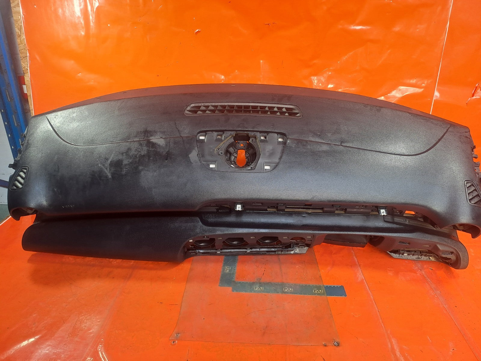 ✅2019 MERCEDES A CLASS W177 DASHBOARD PANEL & PASSENGER ABAG A1776806202 A347 - Image 1