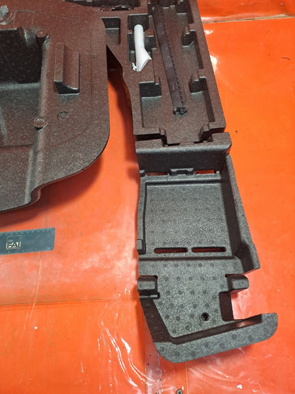 ✅FORD KUGA ST-LINE 2.5 PETROL 2025 TOOL KIT Warranty A326 - Image 10