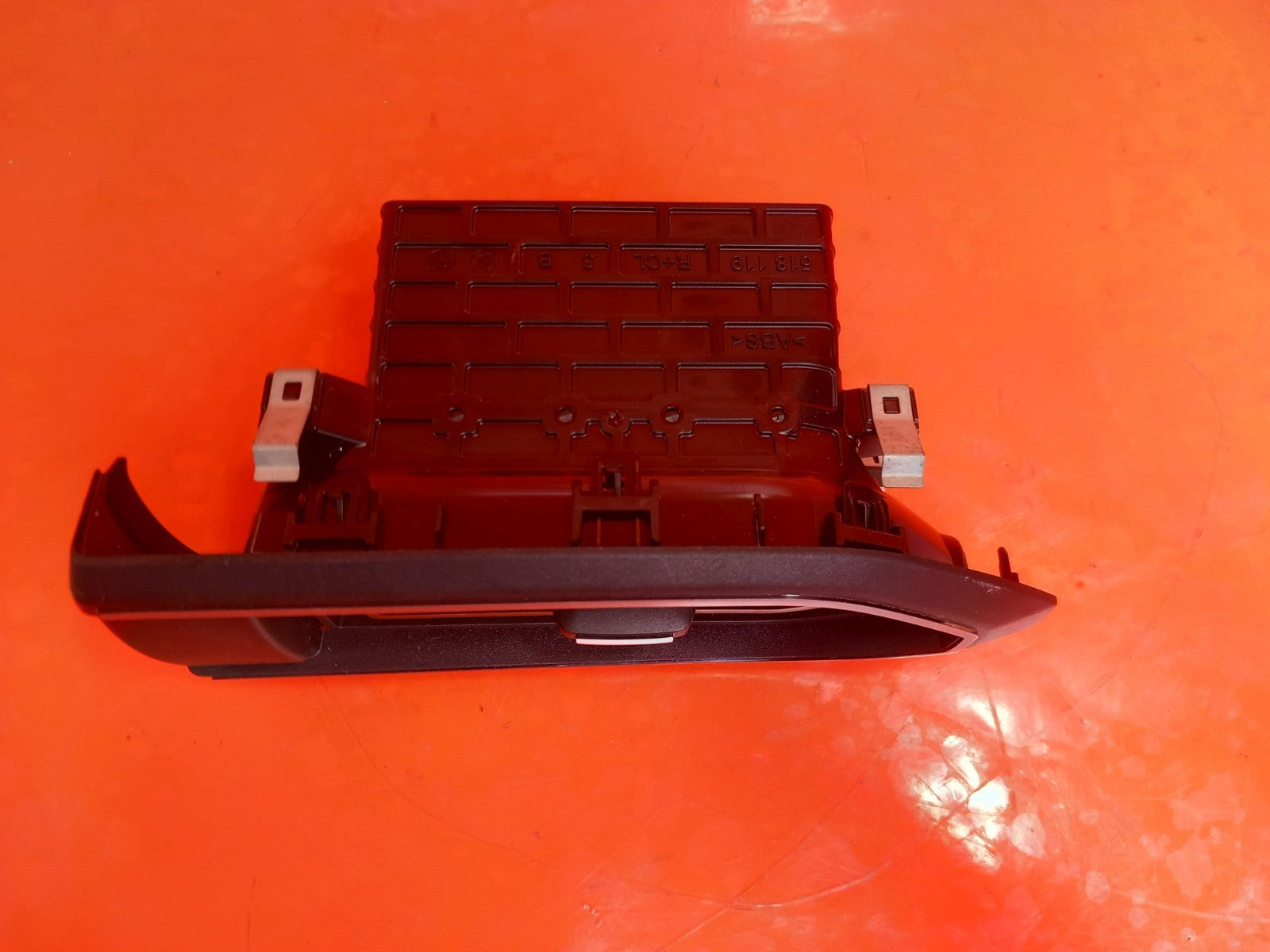 Dacia Jogger 1.0 Petrol 2024 Right Side Dashboard Air Vent 687604537R Warranty - Image 5